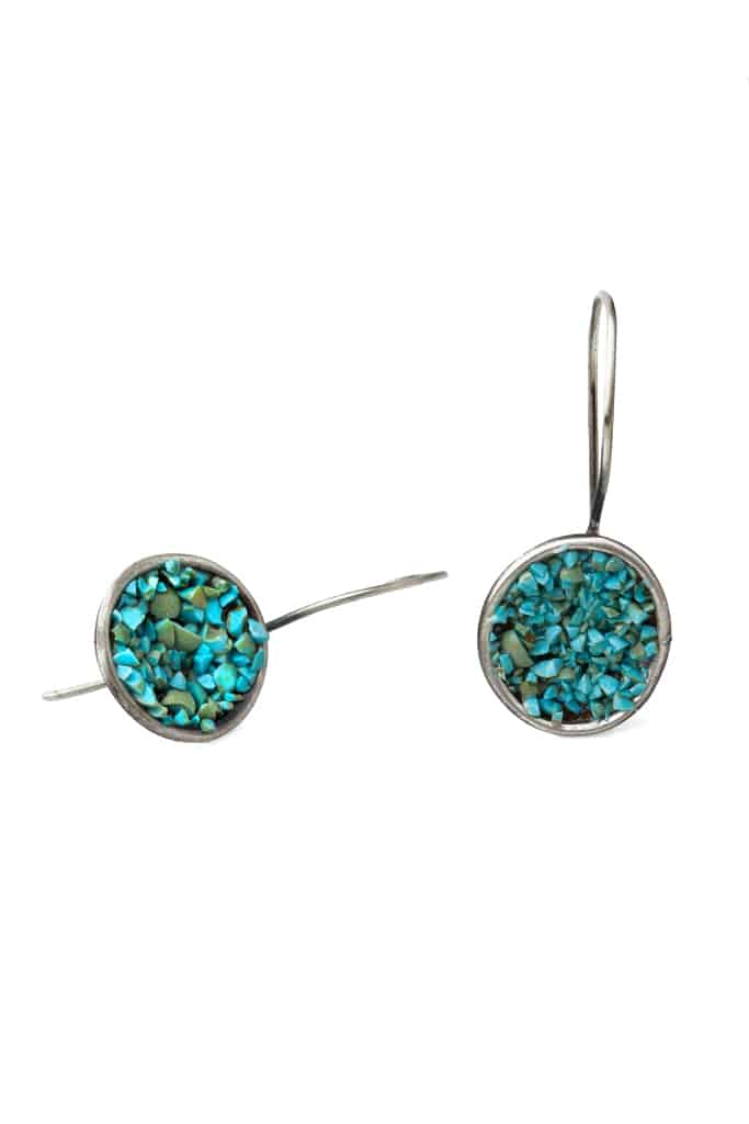 Round silver earrings with turquoise main