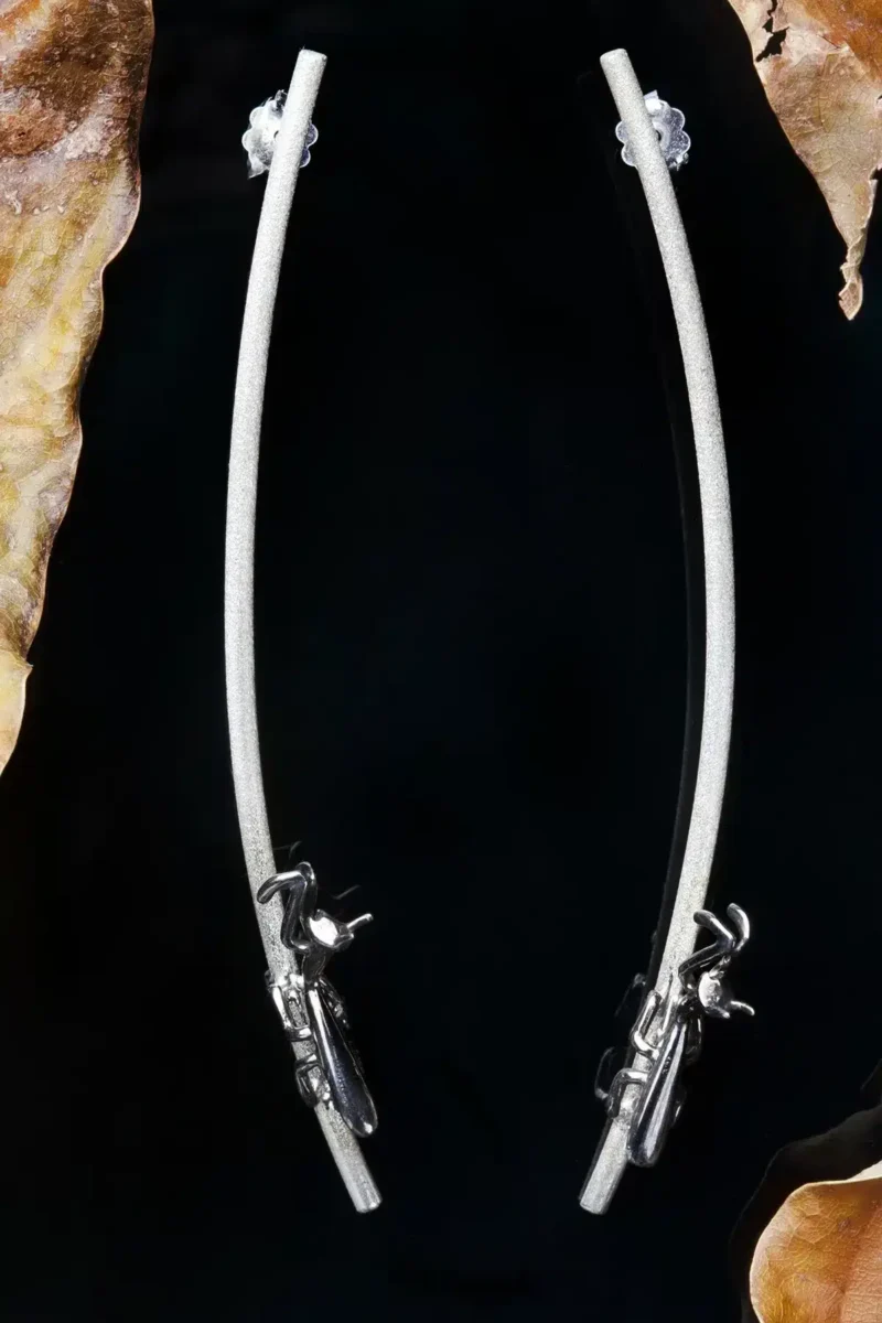 Handmade Jewellery | Praying mantis silver earrings rhodium plated gallery 1
