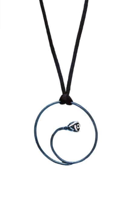 Silver pendant, black rhodium plated with diamond dust main