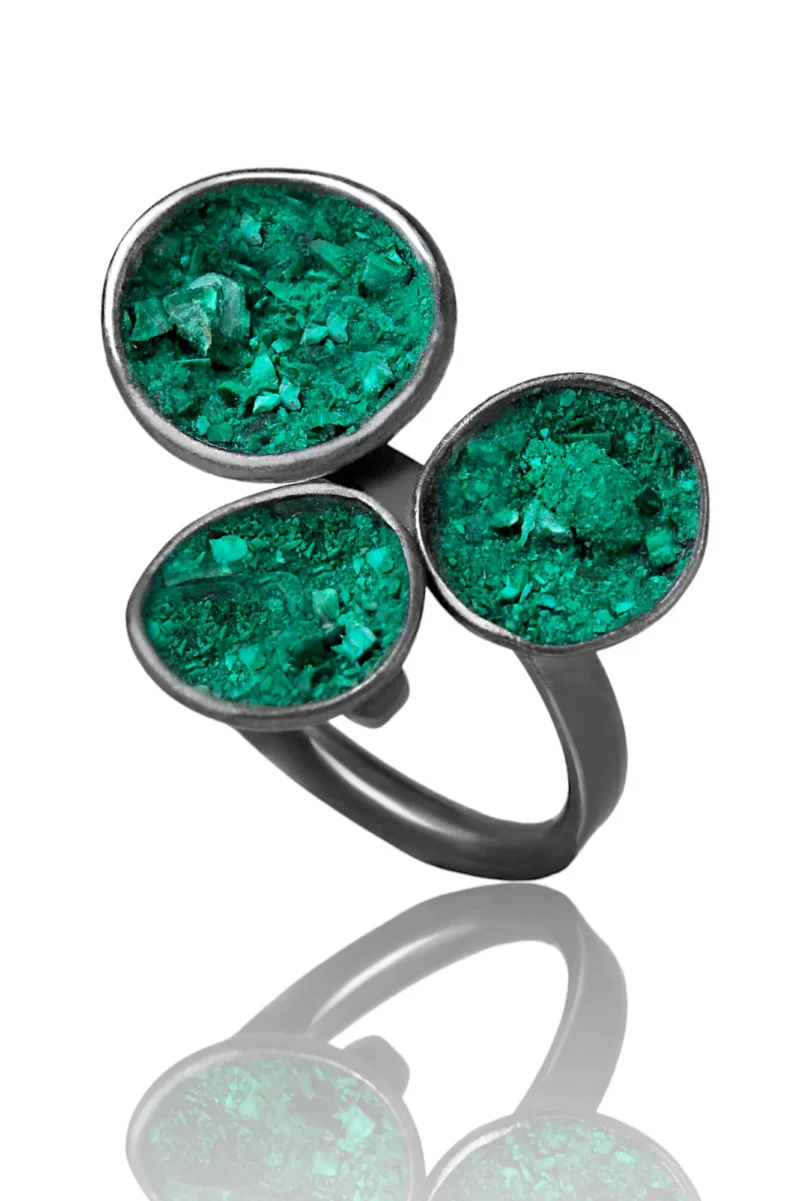 Handmade Jewellery | Handmade silver ring with shattered malachite main