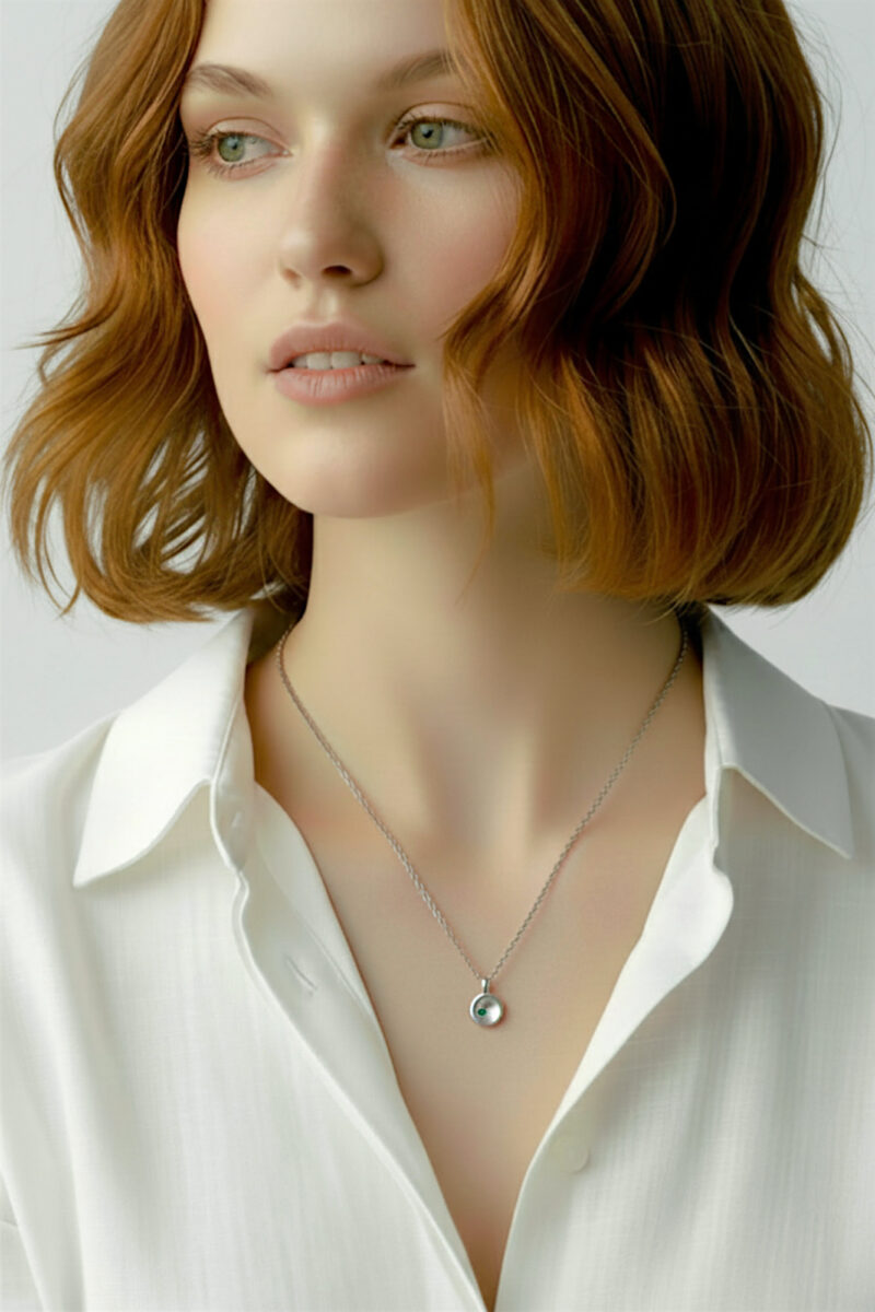 Handmade Jewellery | Round handmade silver necklace with green agate gallery 1