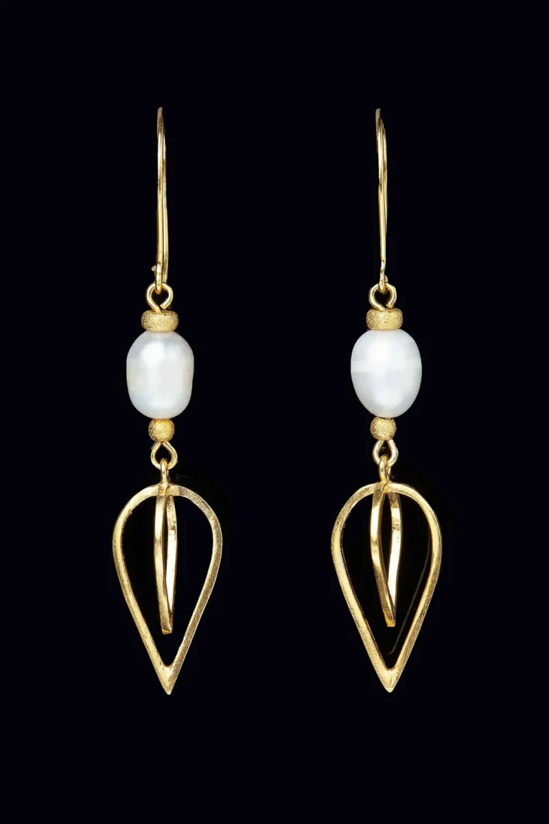 Handmade Jewellery | Drops gold plated silver earrings with pearls gallery 1