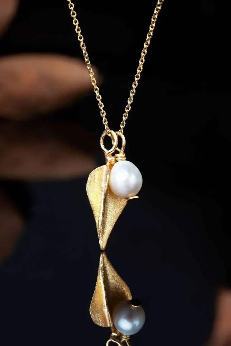 Handmade Jewellery | Heart gold plated silver necklace with pearl gallery 1