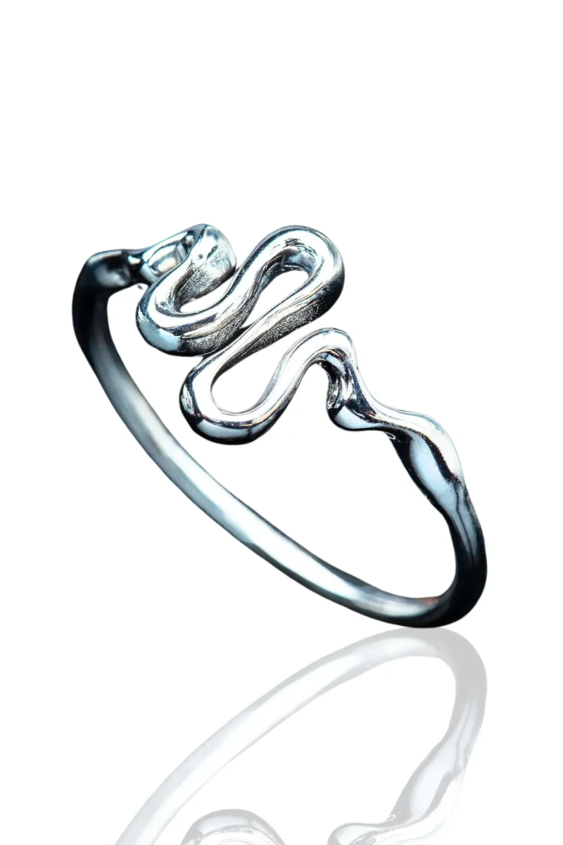 Handmade Jewellery | Snake minimal silver ring main