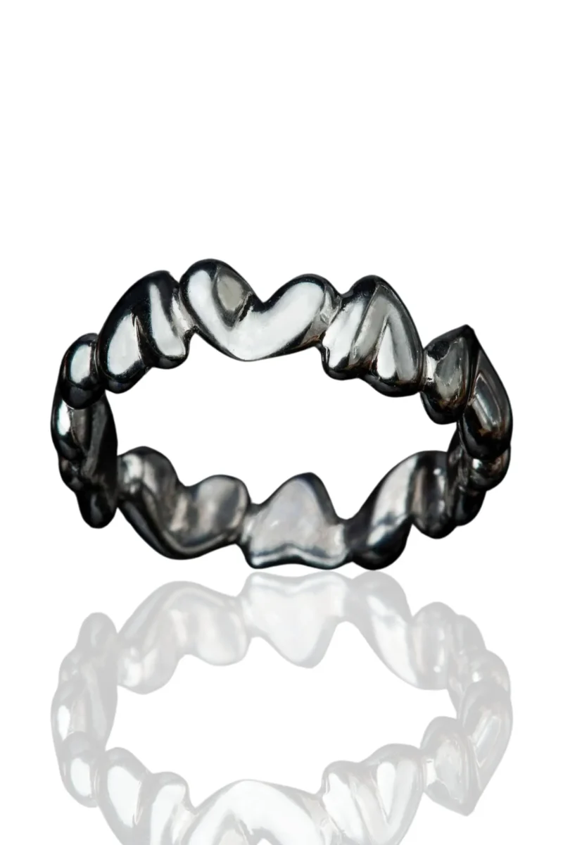 Handmade Jewellery | Hearts handmade black silver ring main
