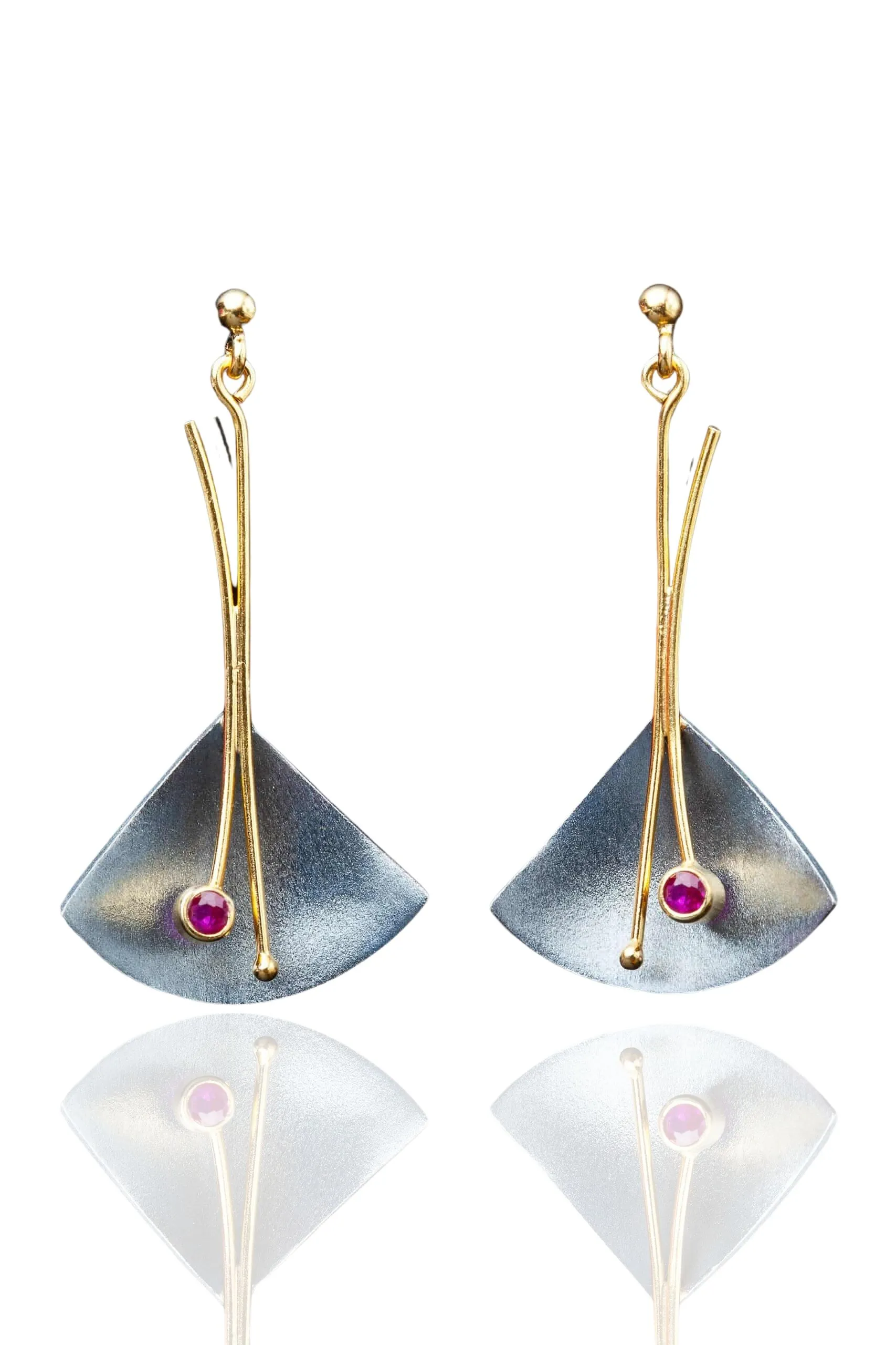 Handmade Jewellery | Silver handmade earrings and fuchsia zircon main