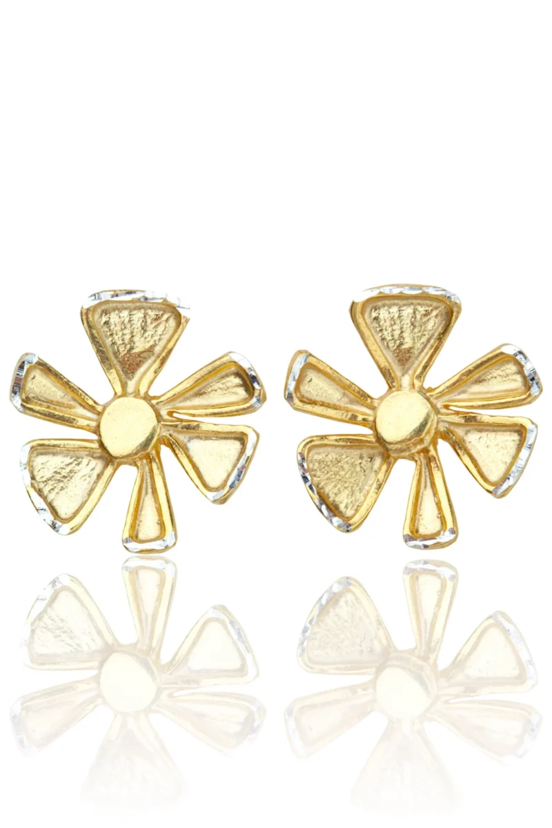 Handmade Jewellery | Minimal handmade flower silver earrings main