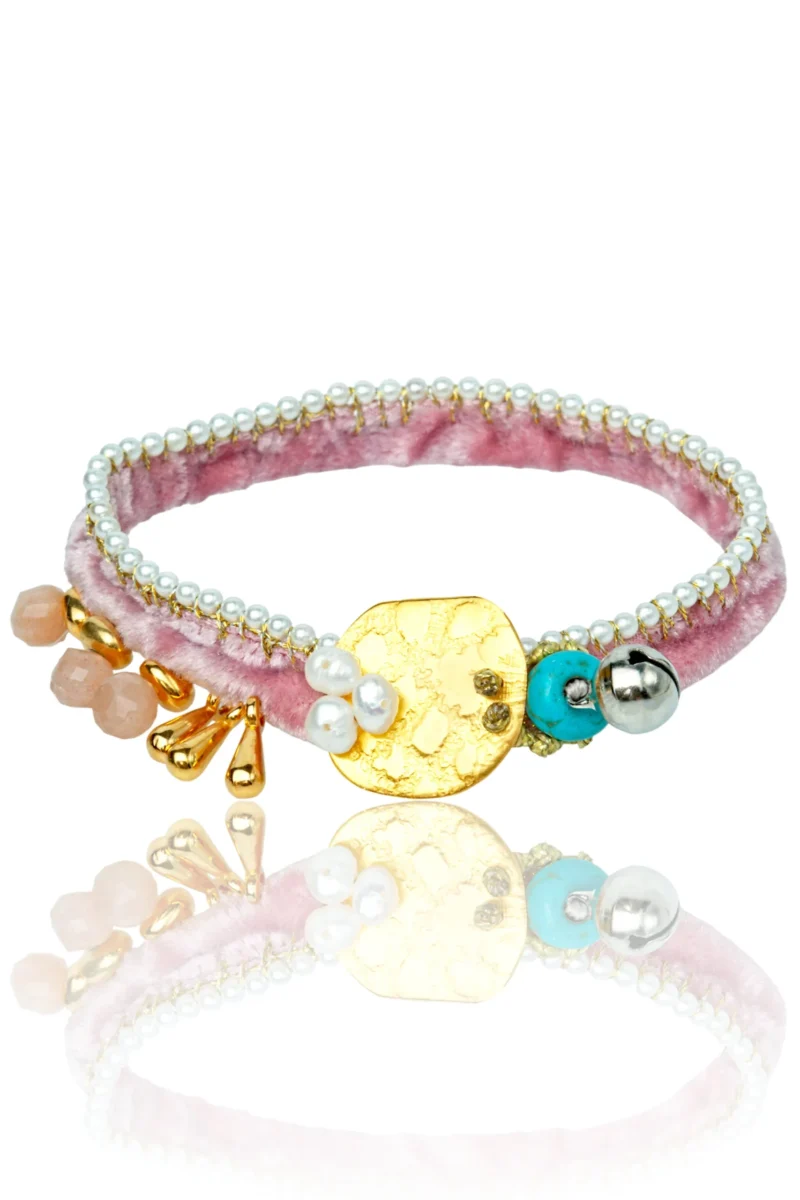 Handmade Jewellery | Silver and velvet bracelet adored with pearls main