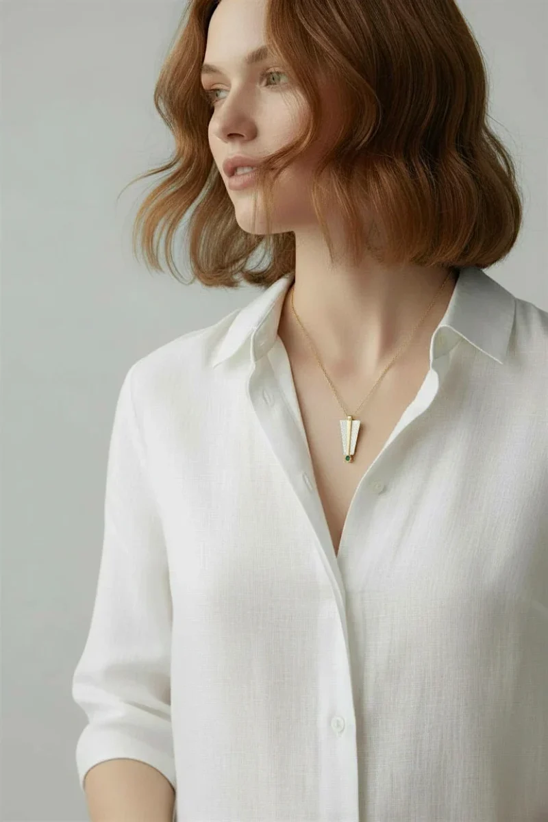 Handmade Jewellery | Minimal handmade silver necklace with a green zircon gallery 1