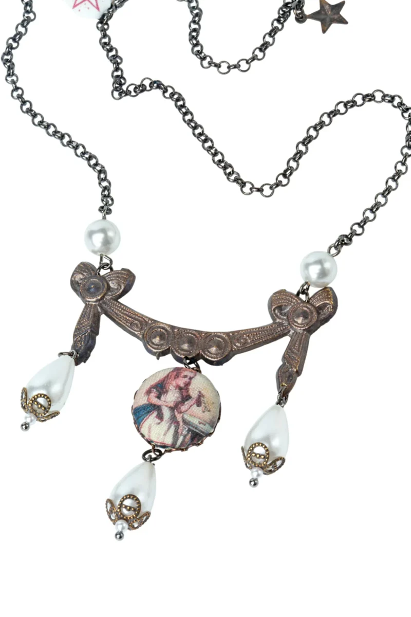 Handmade Jewellery | The Wonderland Swag Pearl Necklace gallery 1